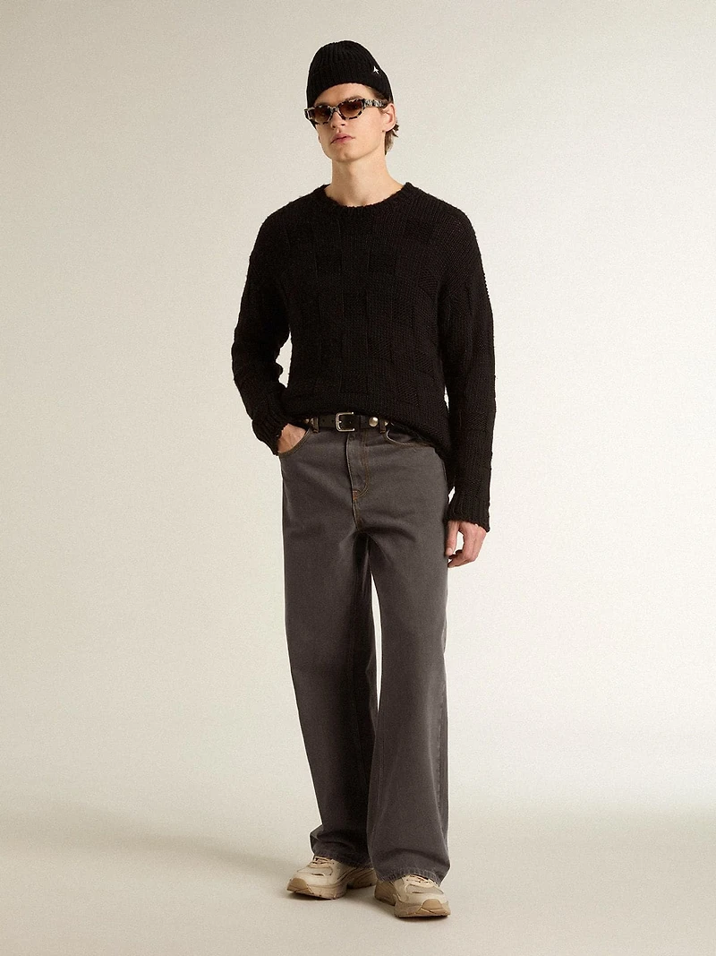 Men's dark gray jeans twist crease-wash denim