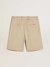 Men's Bermuda shorts beige denim with a lived-in look finish