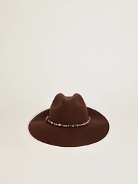 Coffee-brown hat with studded leather strap
