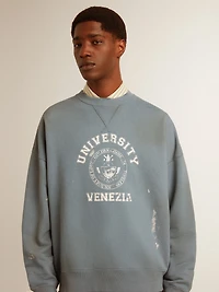 Oversized sweatshirt in baby blue with distressed finish