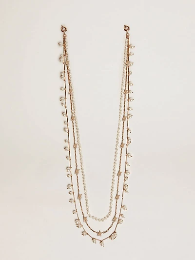 Women's necklace with three antique gold-colored heritage chains