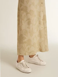 Super-Star pearl-colored canvas with a tone-on-tone mesh effect star