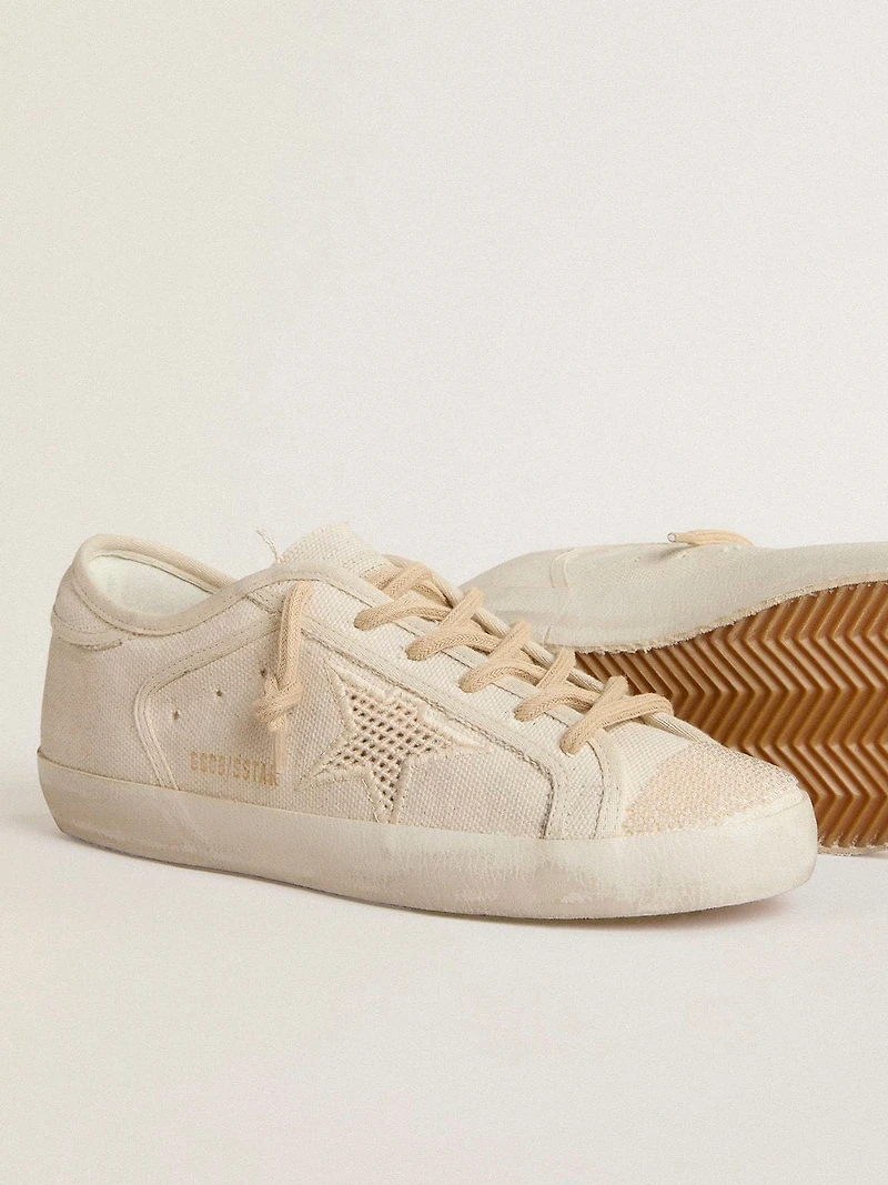 Super-Star pearl-colored canvas with a tone-on-tone mesh effect star