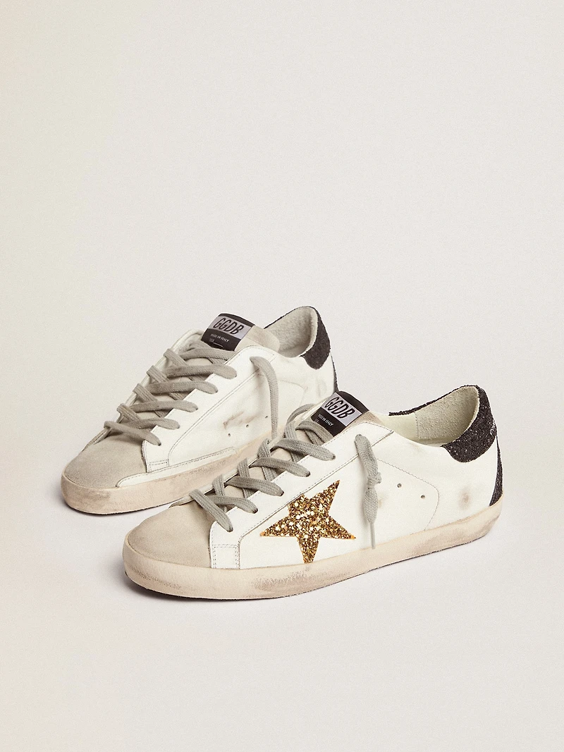 Women’s Super-Star nappa leather with gold glitter star and black heel tab