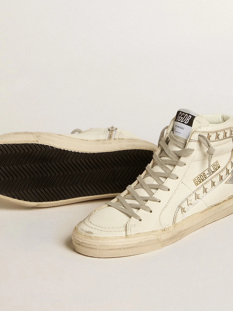 Slide with silver metallic leather star and flash stars