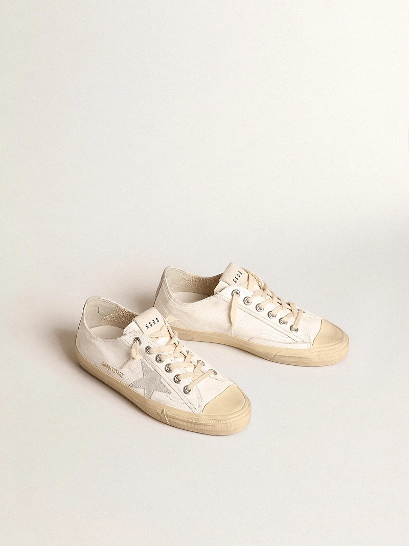 V-Star nappa leather with ice-gray suede star and heel tab