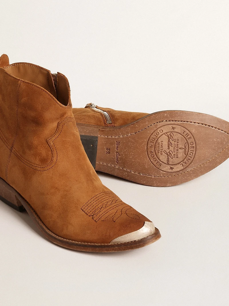 Young ankle boots cognac-colored suede