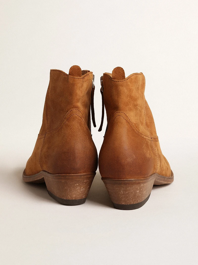 Young ankle boots cognac-colored suede