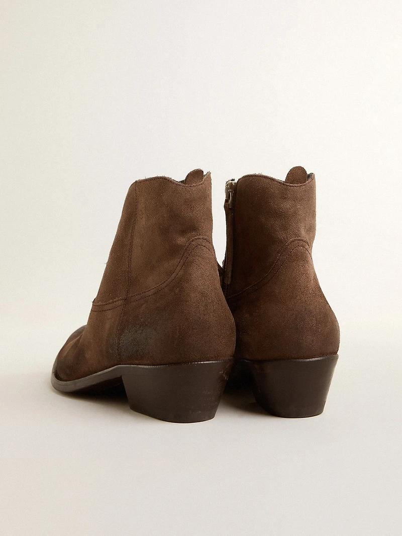 Young ankle boots dark brown suede