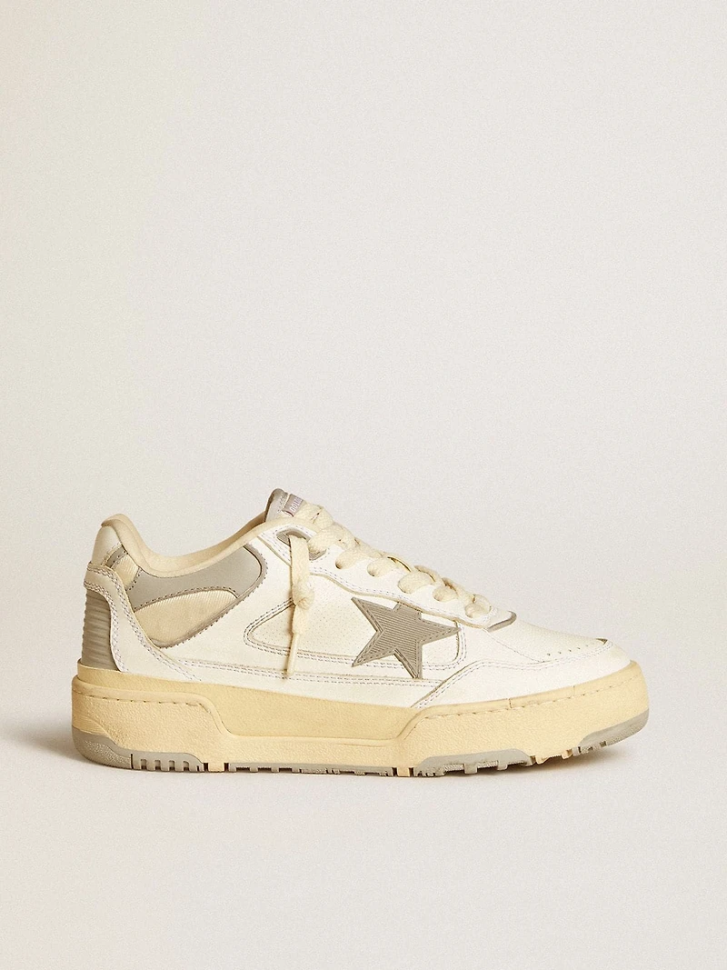 Women’s Forty2 with grey star and white leather heel tab