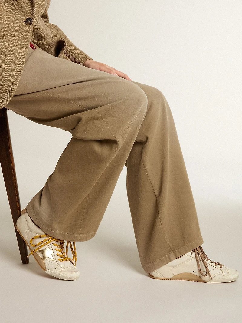 Women's True-Star white nappa leather with gold star and beige suede heel tab