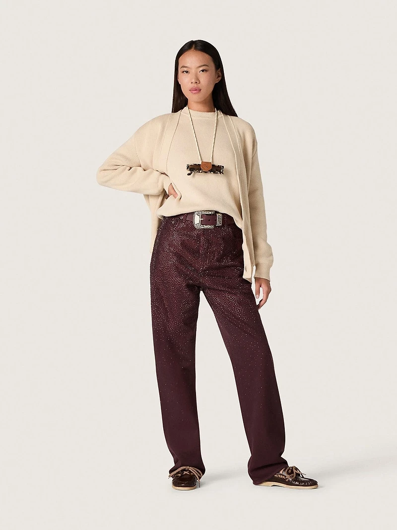 Women's jeans burgundy denim with gradient crystals