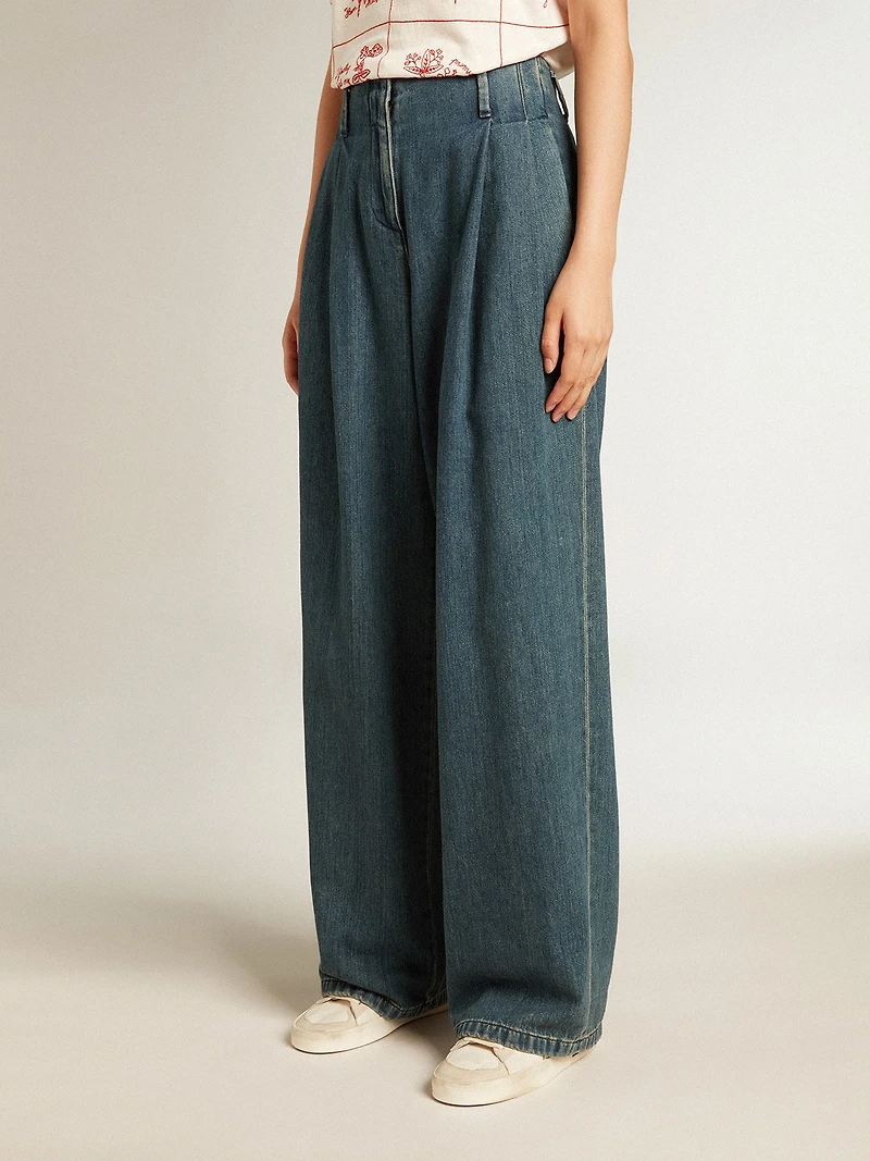 Women’s blue cotton pleated pants