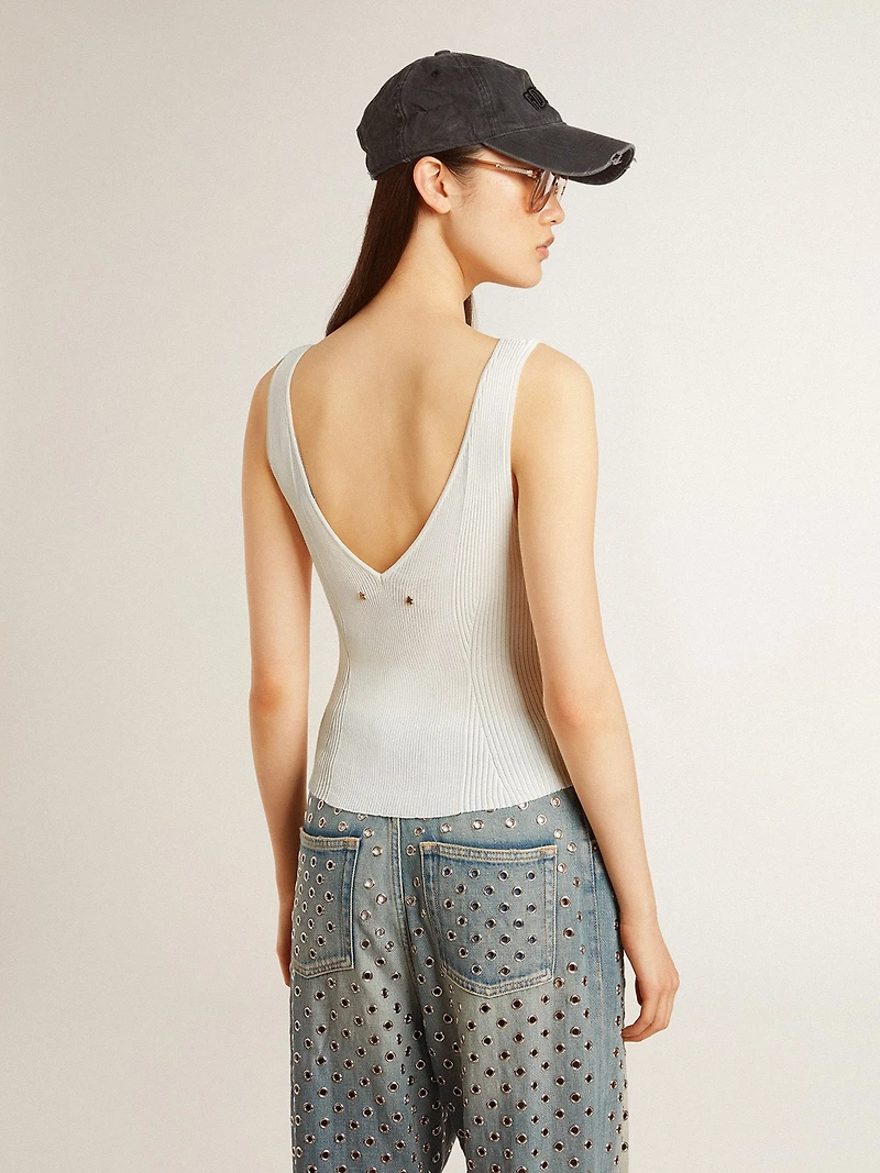 Sleeveless top embroidered with worn-white ribbing