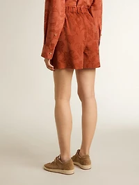 Women's shorts brick-red jacquard with marine floral pattern