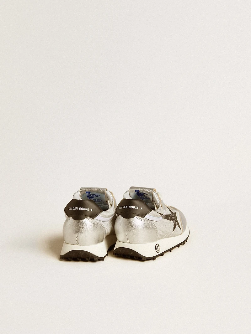 Marathon Young silver nylon with black star and leather heel tab