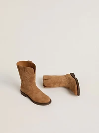 Wish Young boots camel suede with star embroidery