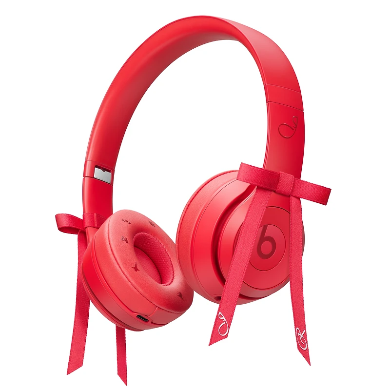 Beats Solo 4 – JENNIE Special Edition – Ruby Red