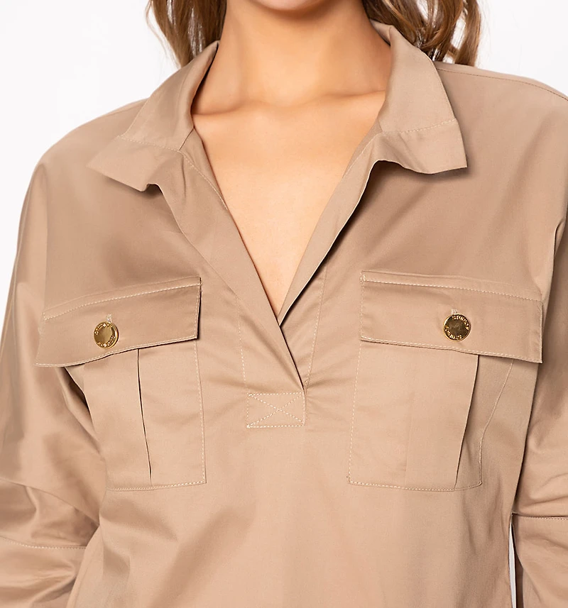 Shirt with Two Side Pockets And Open Collar