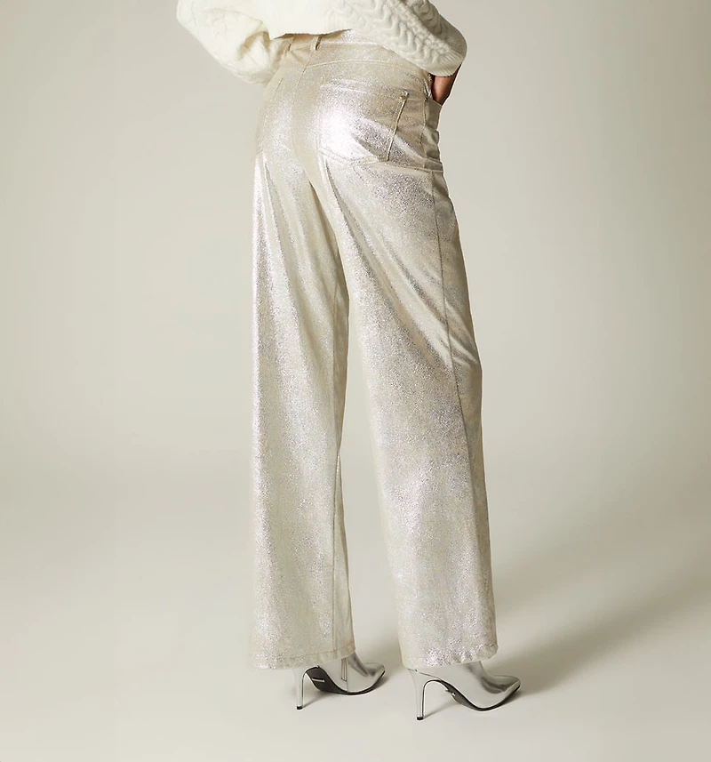 MID-RISE PANTS WITH HARDWARE