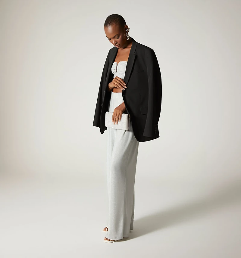 High-waisted pants