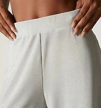 High-waisted pants