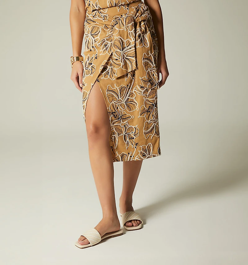 MIDI SKIRT WITH SLIT