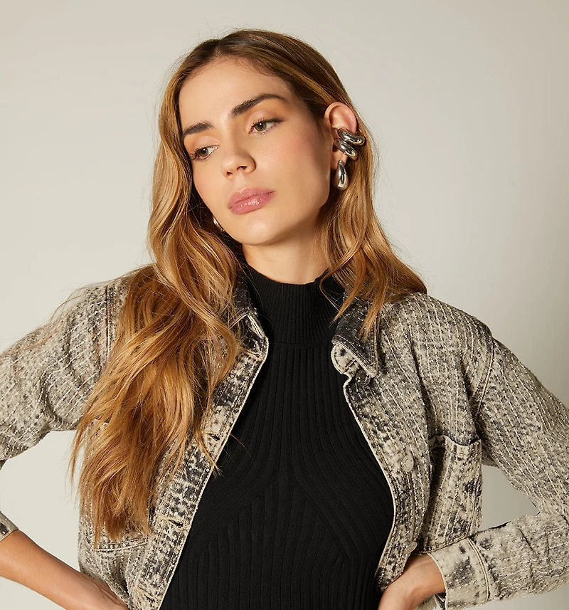 SHORT DENIM JACKET WITH SHINY APPLIQUES