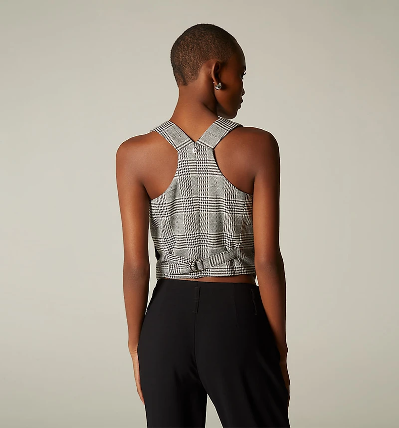 VEST WITH FLAPS AND BACK HARDWARE