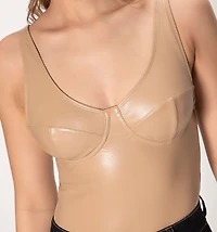 BODY WITH CUPS DEEP NECKLINE