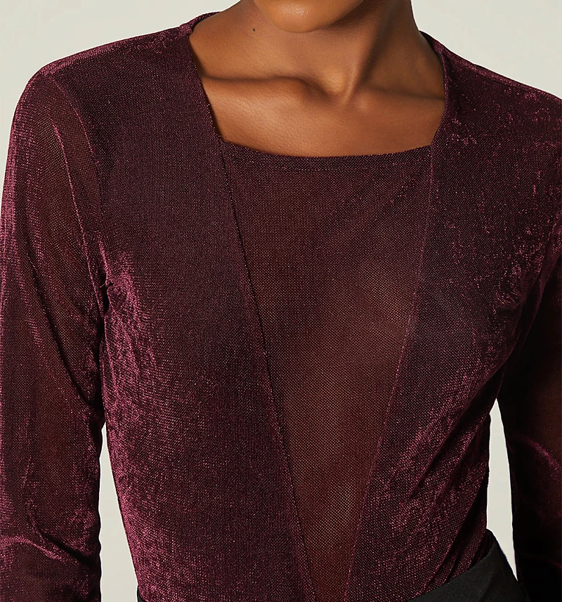 LONG SLEEVE BODY WITH DEEP NECKLINE