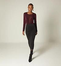 LONG SLEEVE BODY WITH DEEP NECKLINE