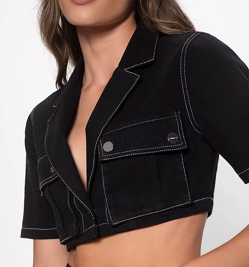 SHORT SLEEVE BLOUSE WITH LAPELS AND POCKET