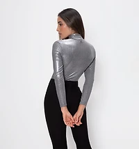 LONG SLEEVE TURTLENECK BLOUSE