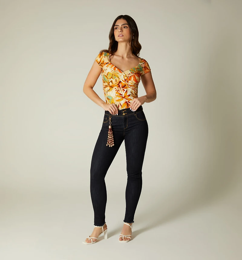 SHORT SLEEVE BLOUSE WITH BACK NECKLINE