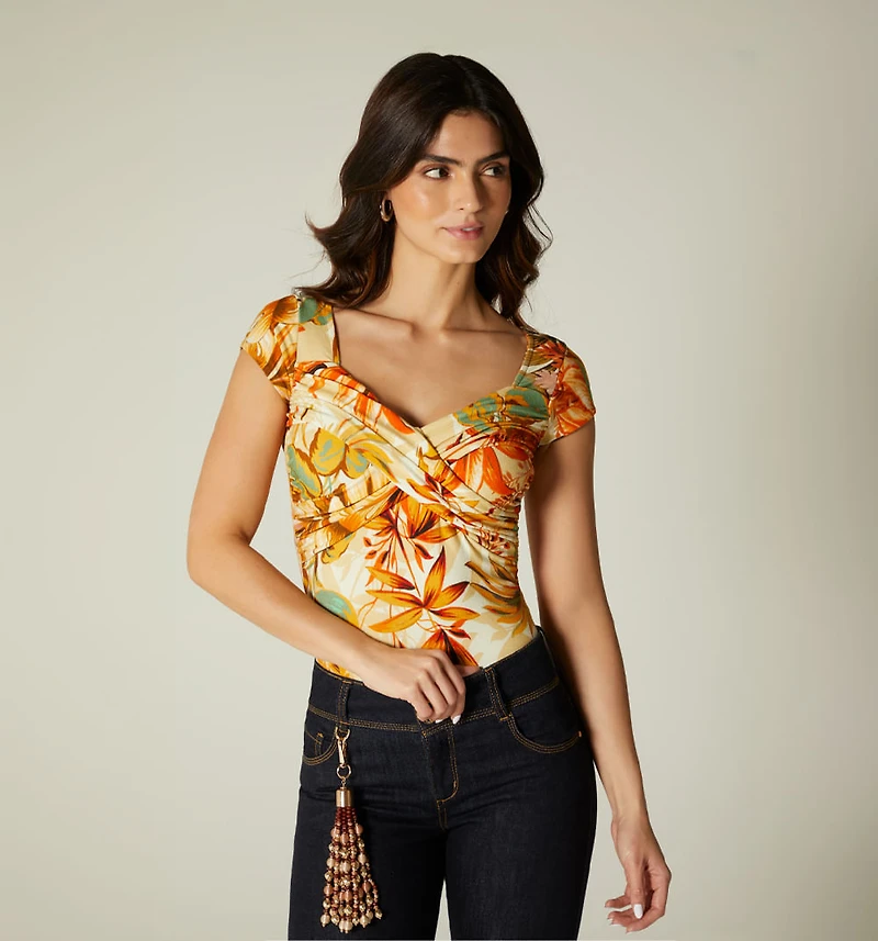 SHORT SLEEVE BLOUSE WITH BACK NECKLINE