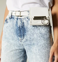 LOW RISE STRAIGHT LEG JEAN, FIVE POCKETS