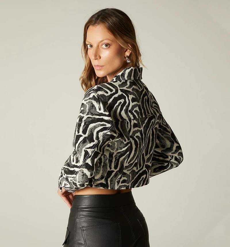 SHORT JACKET, LONG SLEEVE
