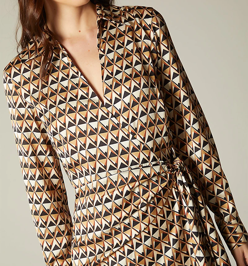 SHORT LONG-SLEEVE DRESS