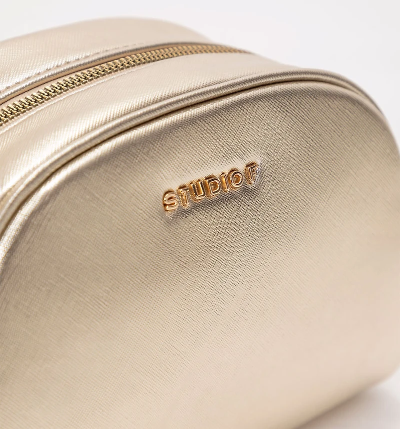 METALLIC COSMETIC BAG