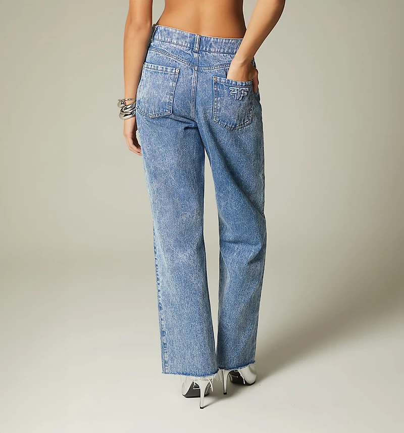 HIGH WAIST STRAIGHT LEG JEAN WITH RAW HEM
