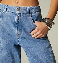 HIGH WAIST STRAIGHT LEG JEAN WITH RAW HEM