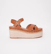 Flat Sandal with Crossed Upper