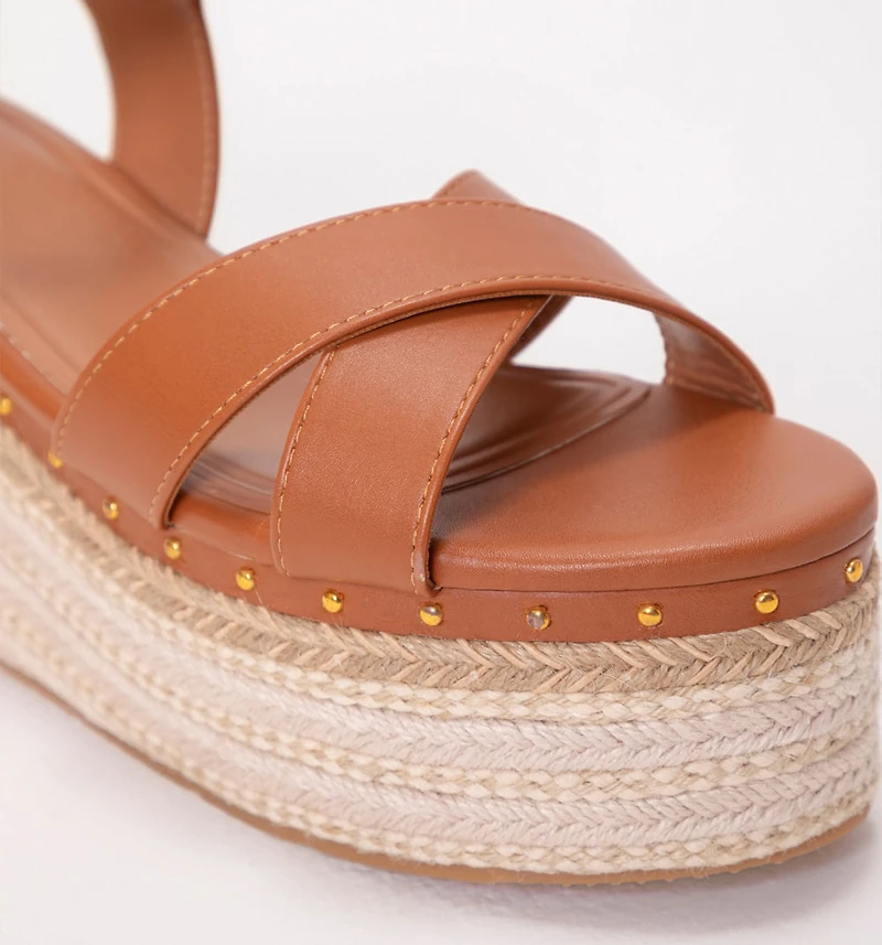 Flat Sandal with Crossed Upper