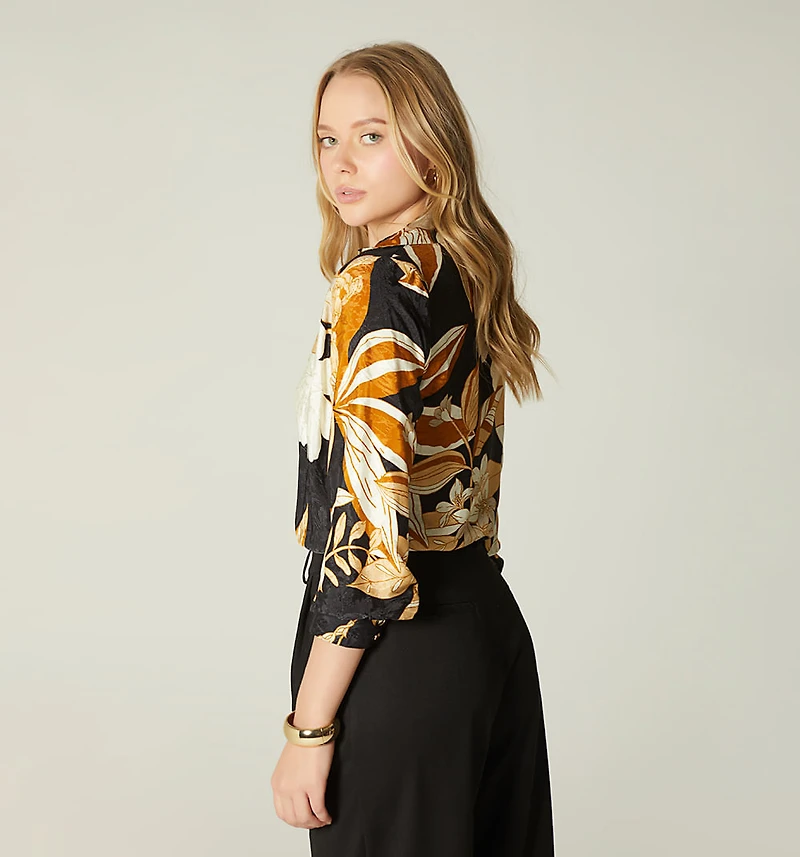 CROSSOVER BODY THREE-QUARTER SLEEVE