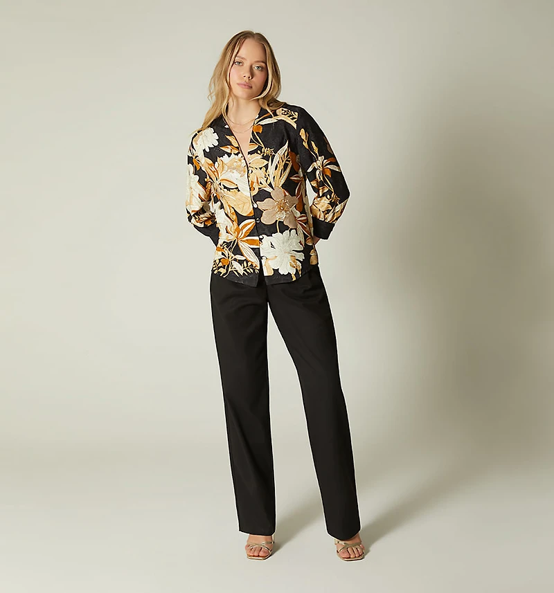 THREE-QUARTER SLEEVE SHIRT BLOUSE