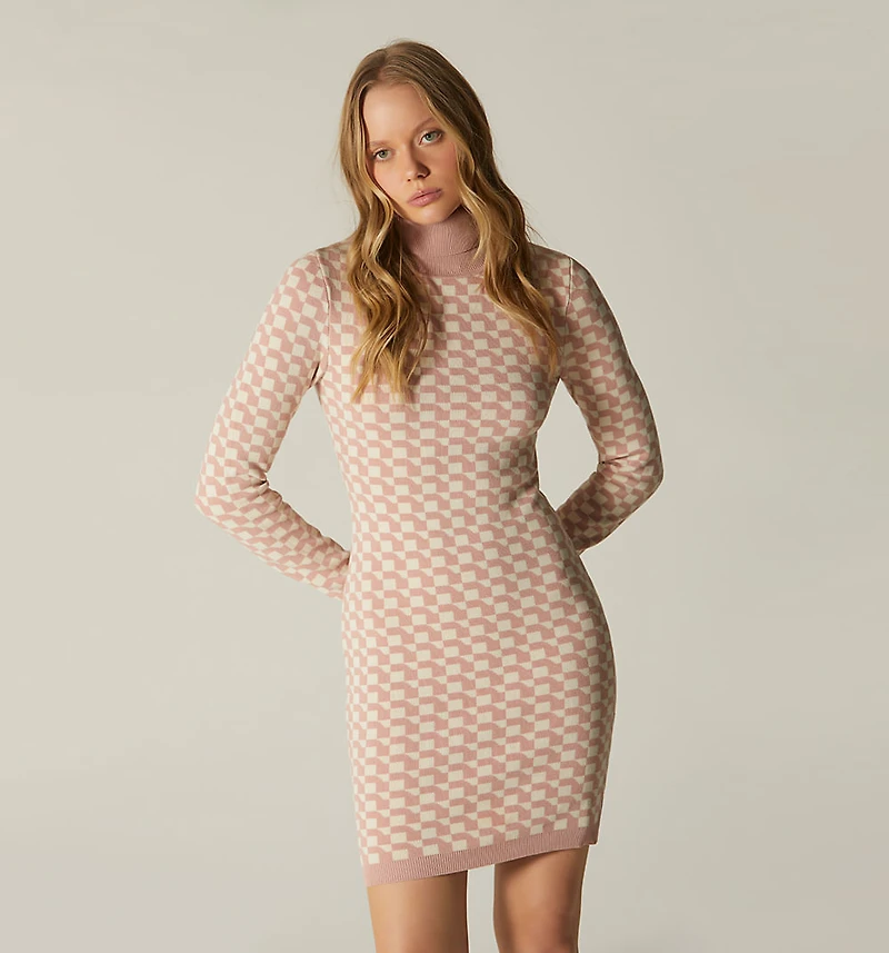 LONG SLEEVE HIGH NECK DRESS WITH ZIP