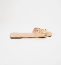 FLAT ORGANIC SANDAL WITH HARDWARE