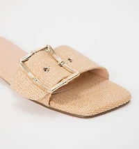 FLAT ORGANIC SANDAL WITH HARDWARE