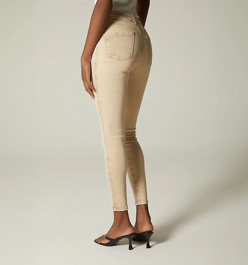 HIGH WAIST ULTRASLIM JEANS FOR WOMEN